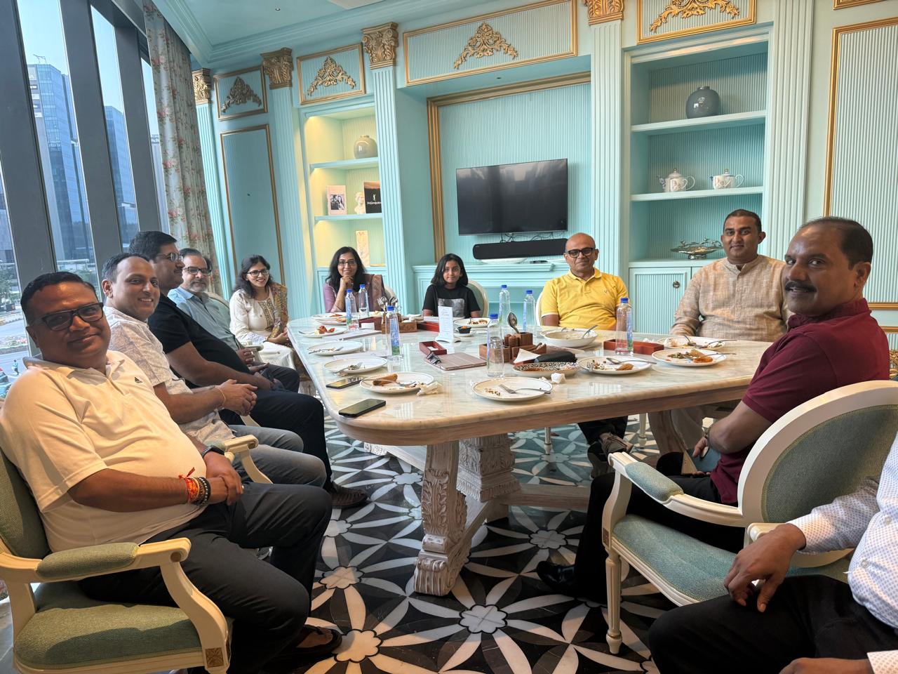 Meeting photo 7